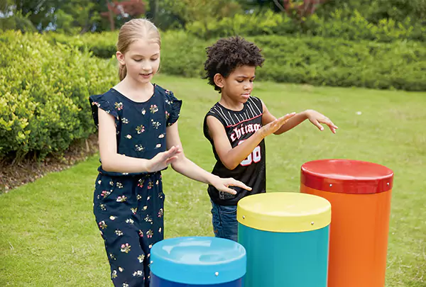 Precautions for the use of outdoor children's playground equipment in residential areas